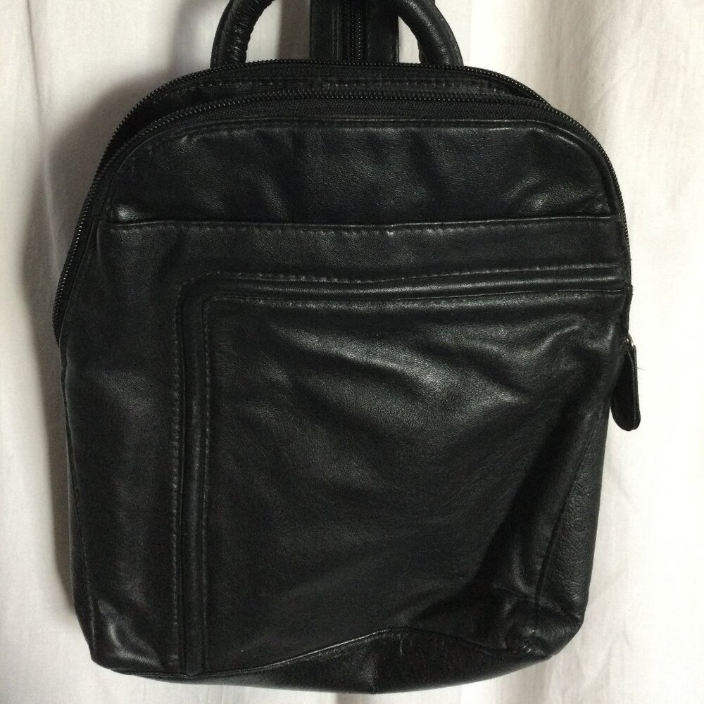 Wilsons Leather Mini Sling Backpack